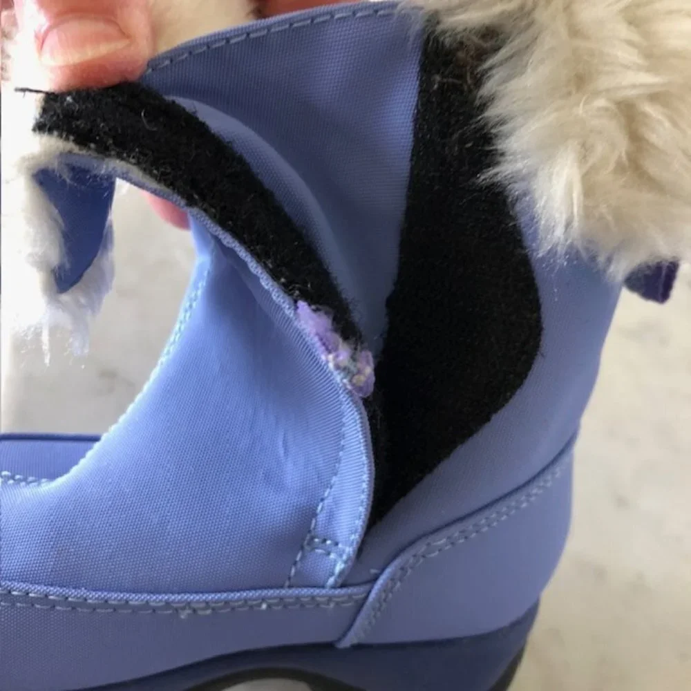 LANDS' END Little Girl Dual Hook & Loop Closure Faux Fur Lined Periwinkl…